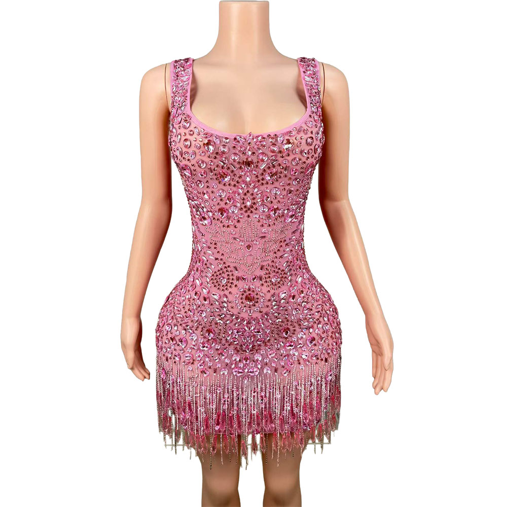 Women Formal Wear Photoshoot - Gaun Mewah Bertabur Batu Kristal Merah