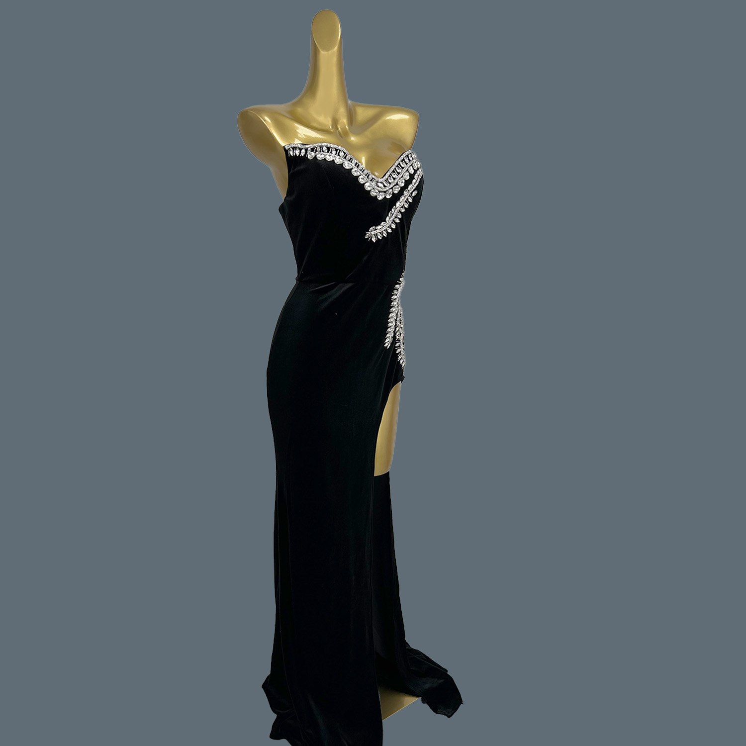 Gaun Panjang Beludru Hitam Gau - Women Formal Wear Photoshoot ulasan dan harga