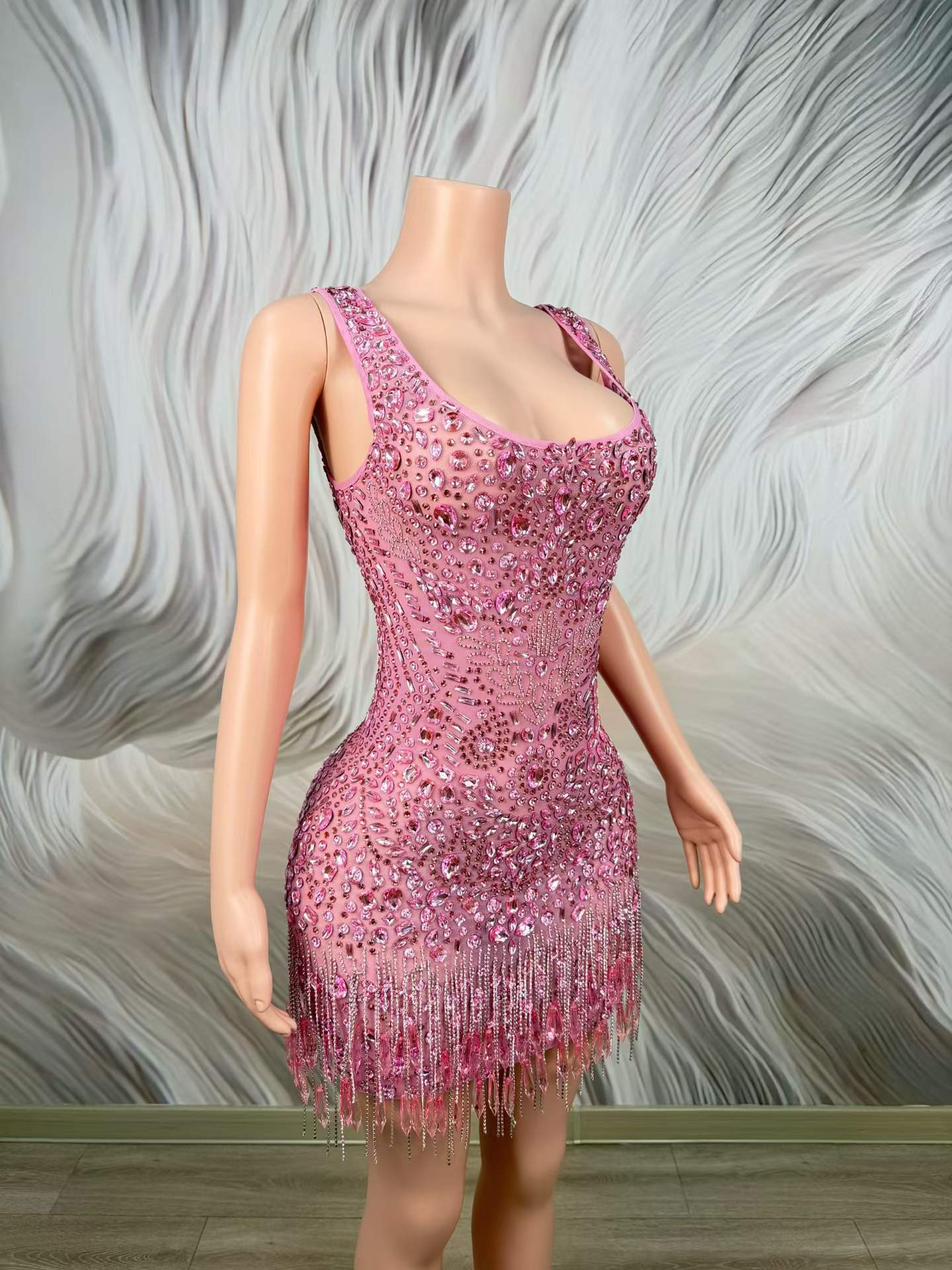 Gaun Mewah Bertabur Batu Krist - Women Formal Wear Photoshoot ulasan dan harga