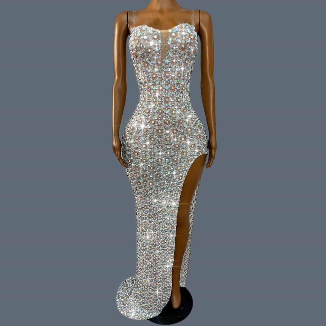 Gaun Formal Tanpa Tali dengan  - Women Formal Wear Photoshoot ulasan dan harga