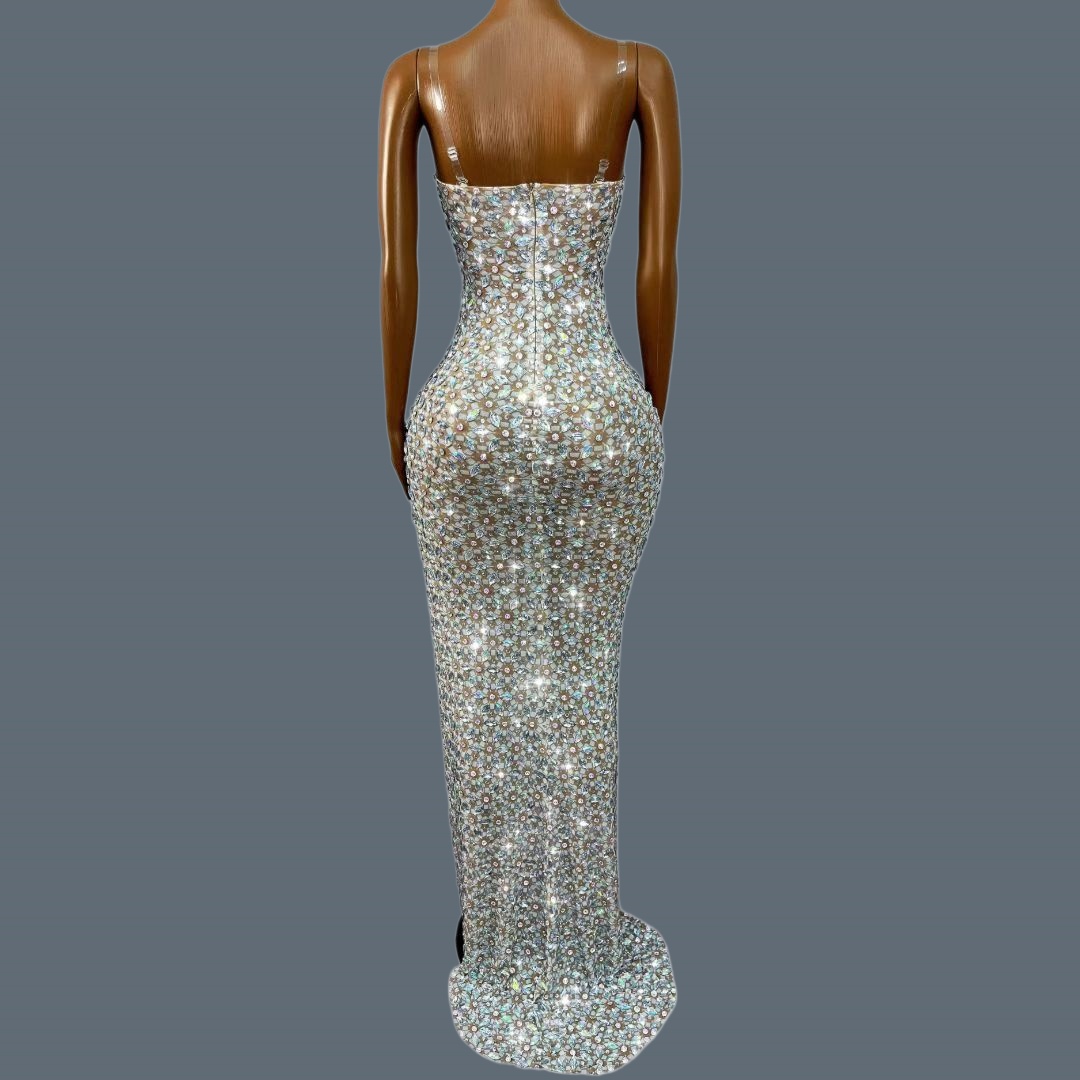 Gaun Formal Tanpa Tali dengan  - Women Formal Wear Photoshoot ulasan dan harga