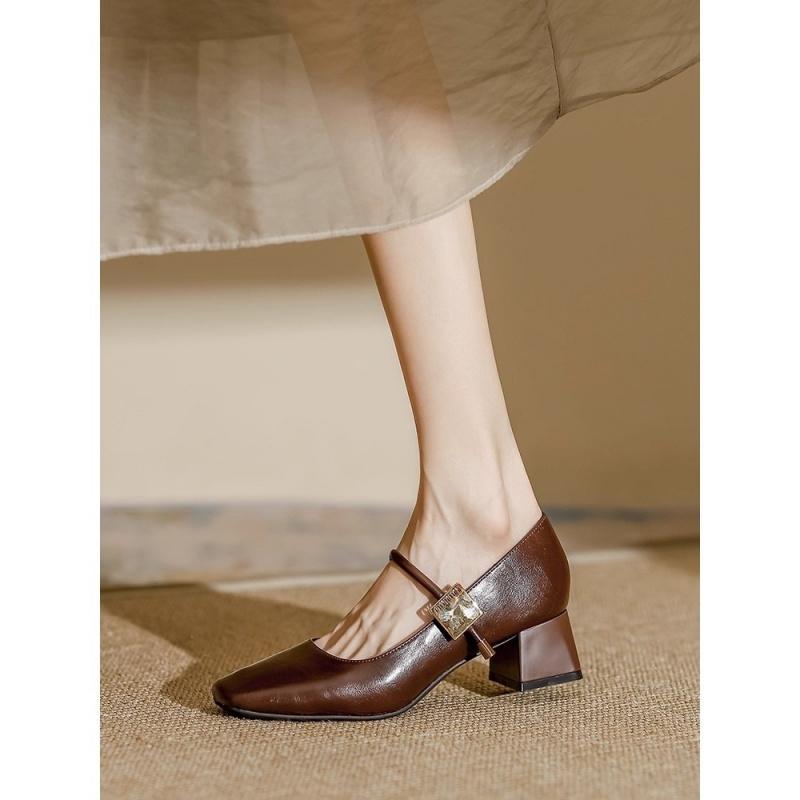 Sepatu Mary Jane Wanita Terbar - Latest Women Formal Wear ulasan dan harga