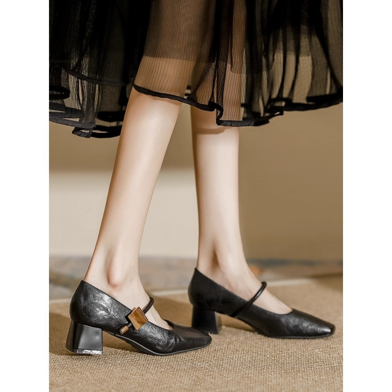 Sepatu Mary Jane Wanita Terbar - Latest Women Formal Wear ulasan dan harga